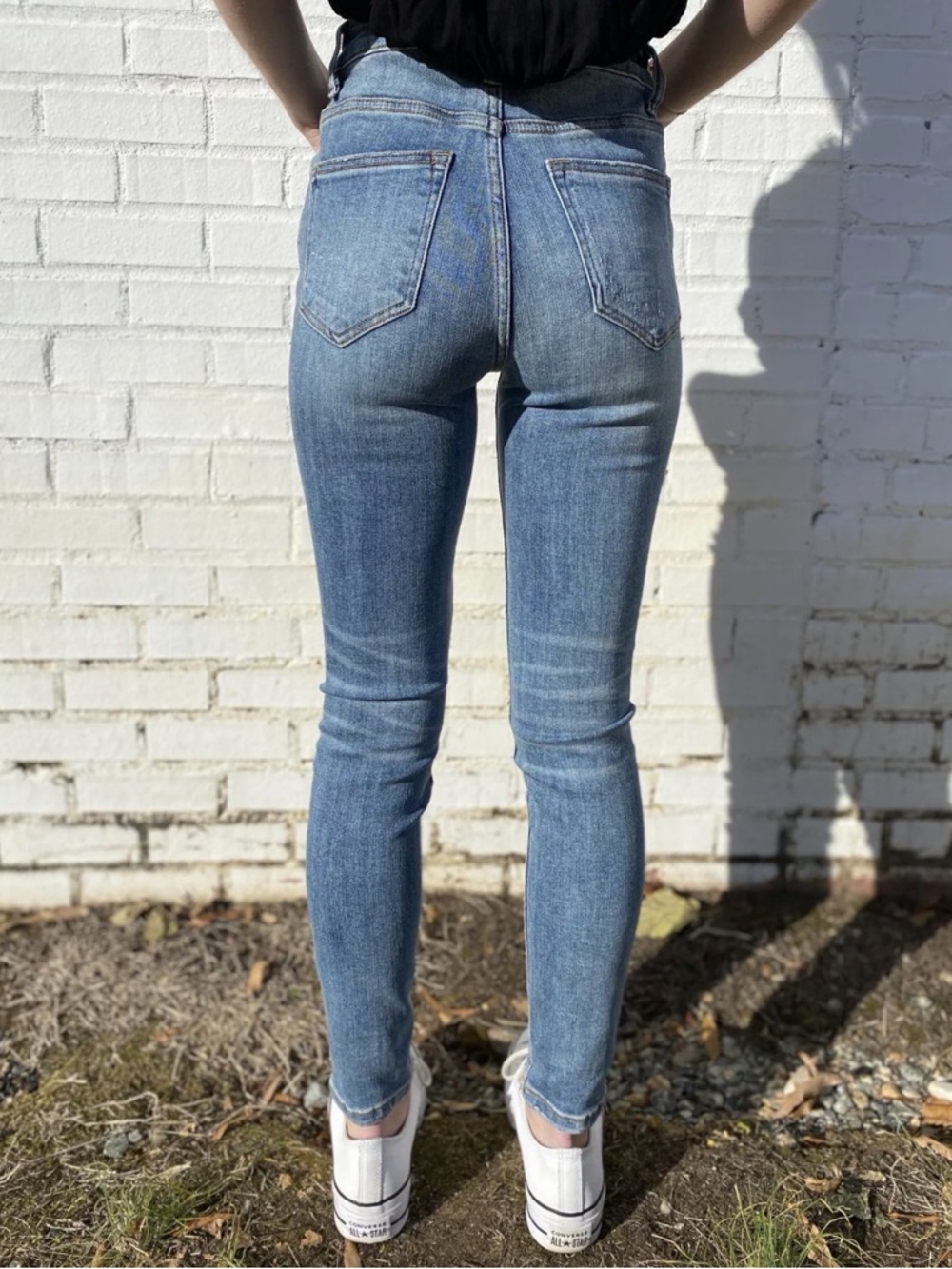 Risen Ember Light Wash High Rise Skinny Jeans distressed size 9/29 length 37” - Picture 2 of 12